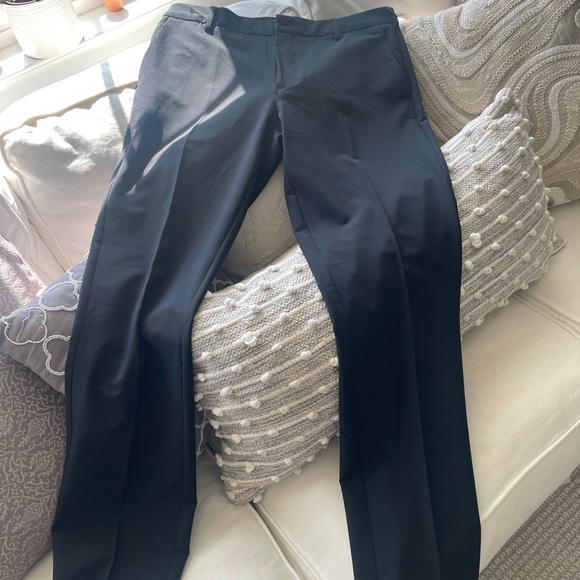 Van Heusen Flex Classic Black Dress Pants - Picture 1 of 5